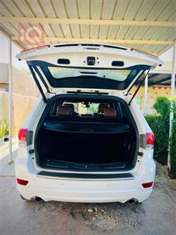 جیپ گراند شیرۆکی